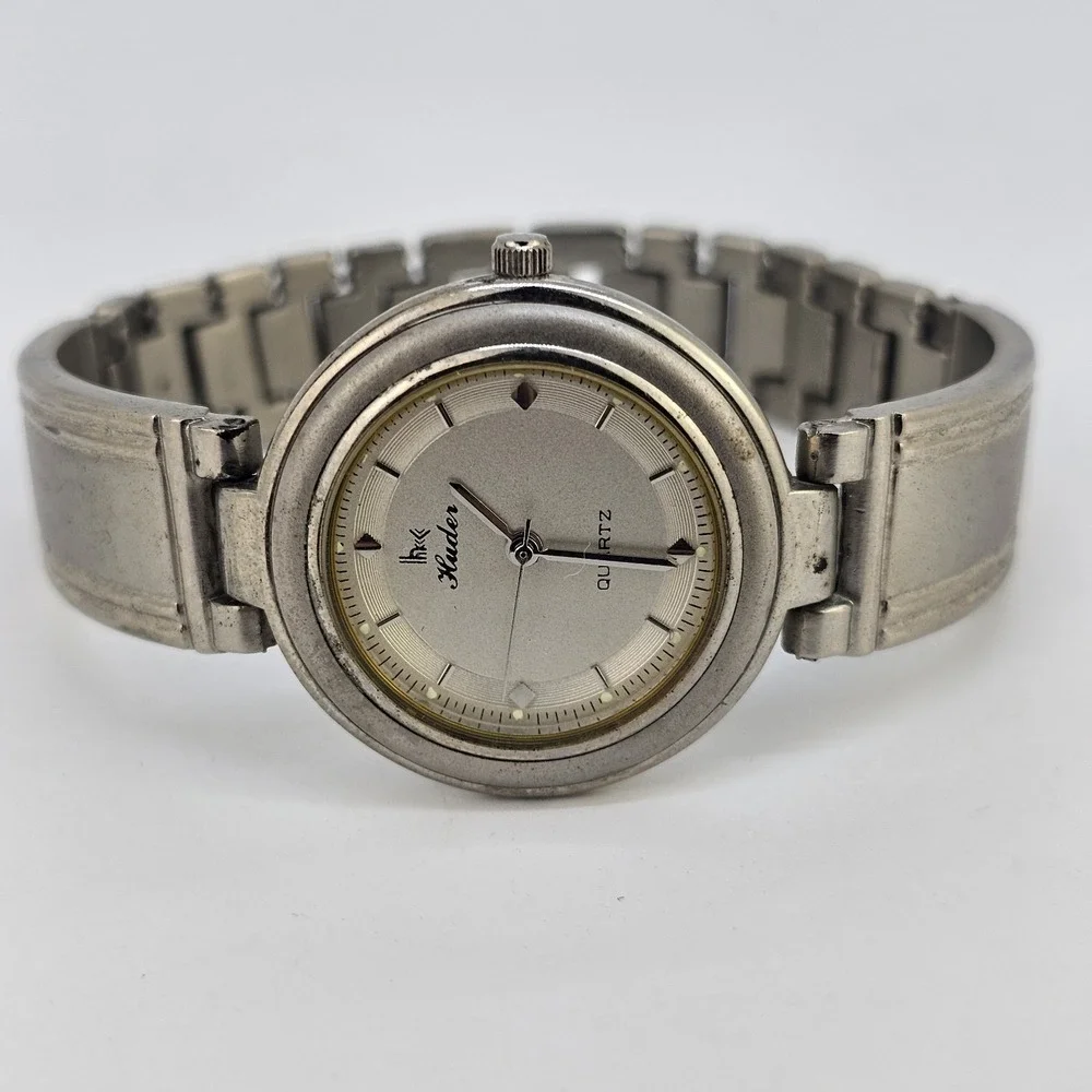 32MM Women's Watch Gray Dial Gray Bracelet Band 7